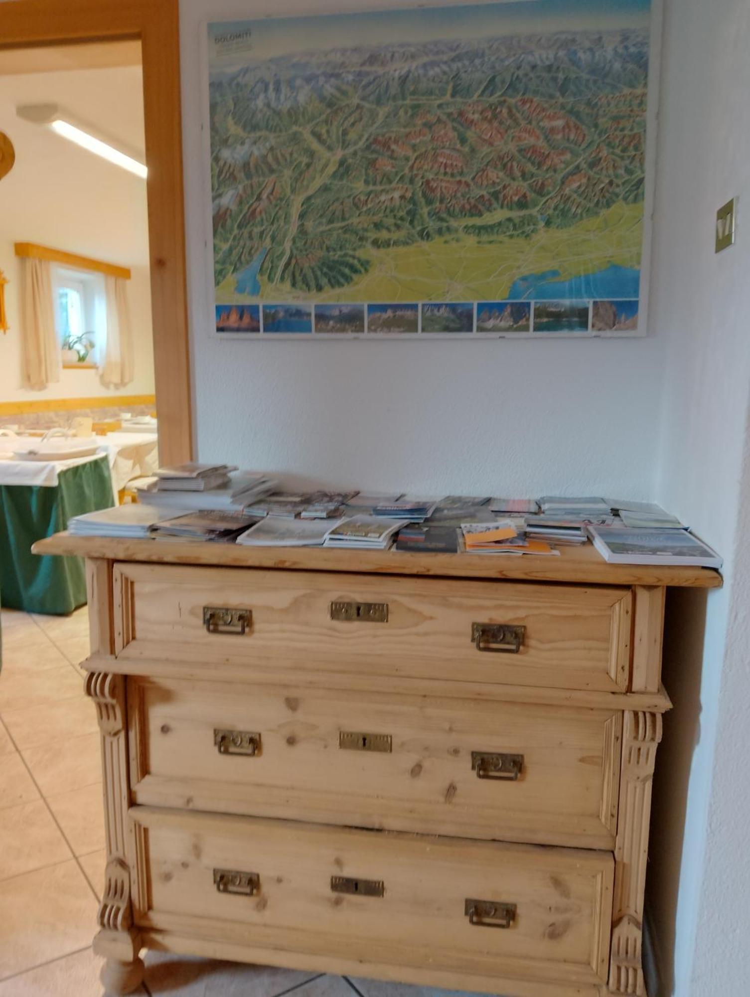 Garni Hattlerhof B&B Brunico Luaran gambar