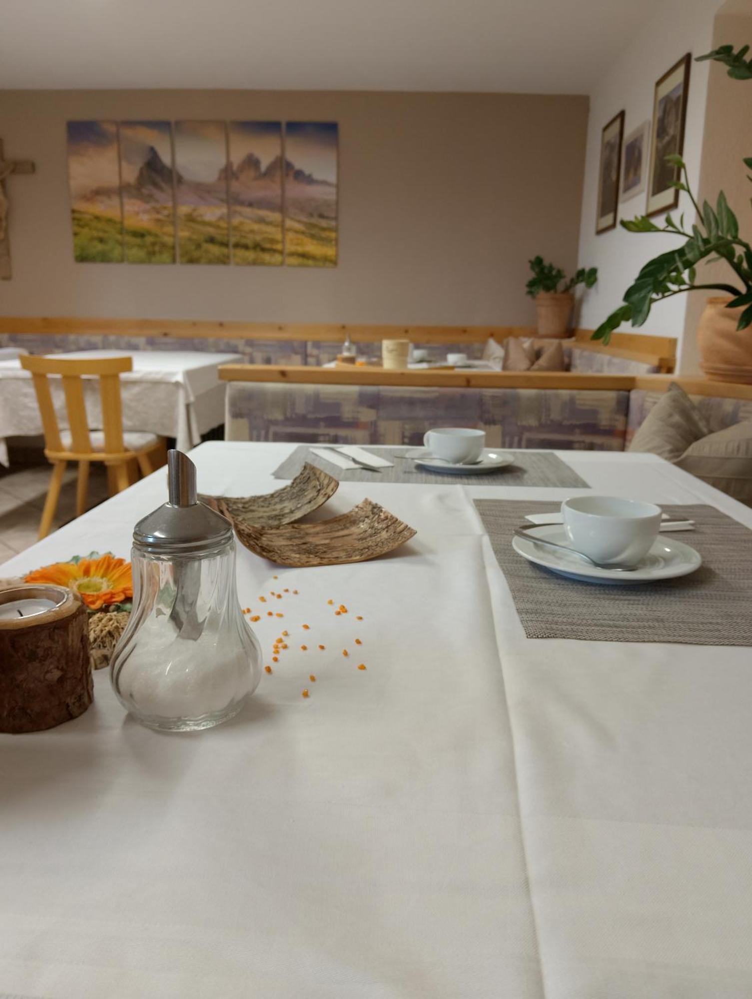 Garni Hattlerhof B&B Brunico Luaran gambar