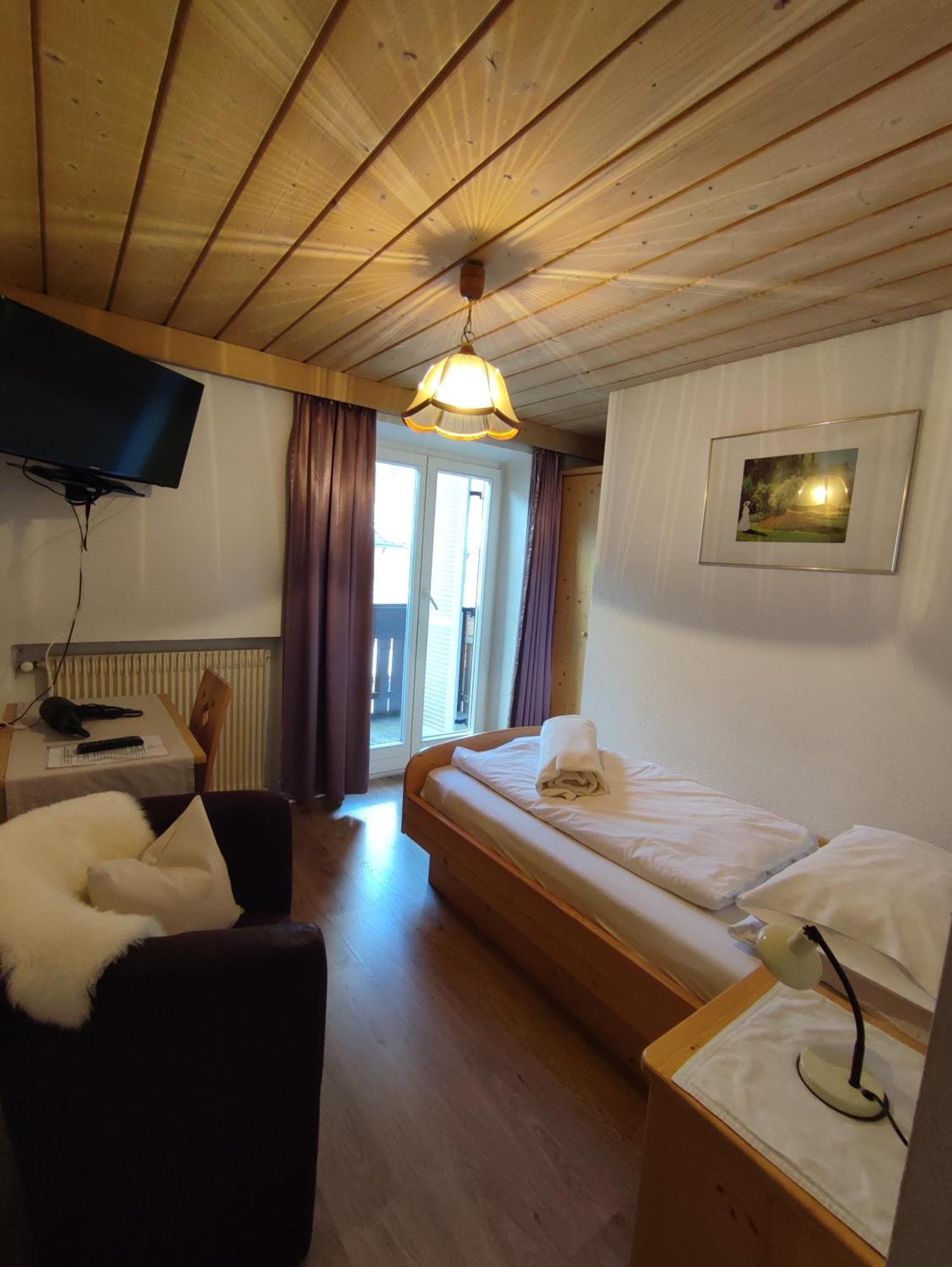 Garni Hattlerhof B&B Brunico Luaran gambar